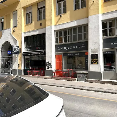 Free Airconditioner Anna Authentic With Free Coffee Next The Synagogue * 布达佩斯